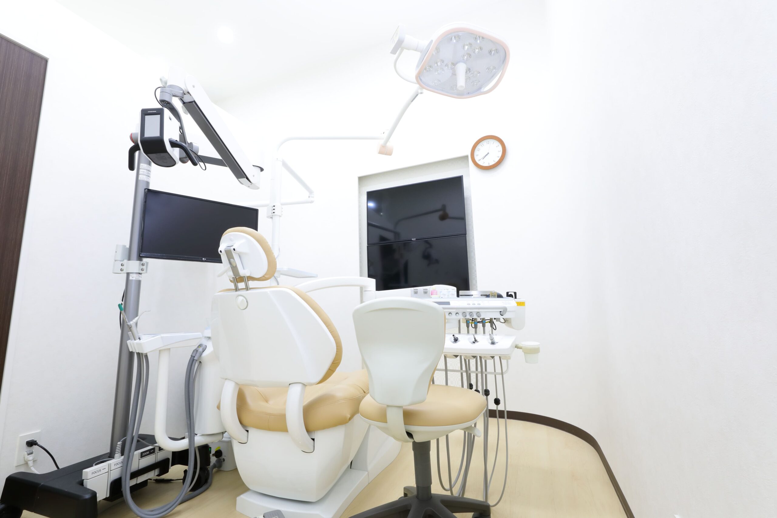 完全個室の診療室